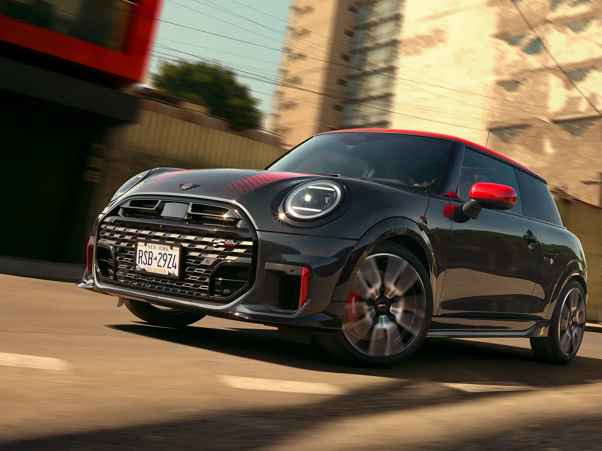 MINI JCW - MINI Cooper 3-ovinen - Teaser