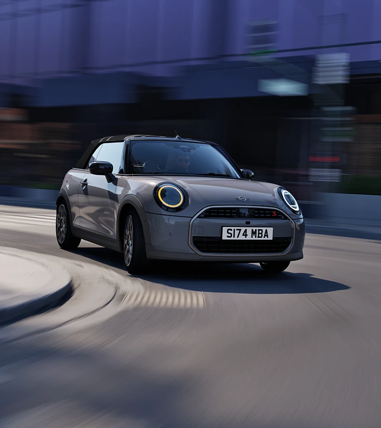MINI Cooper -avoauto – ulkopuoli – kohokohdat