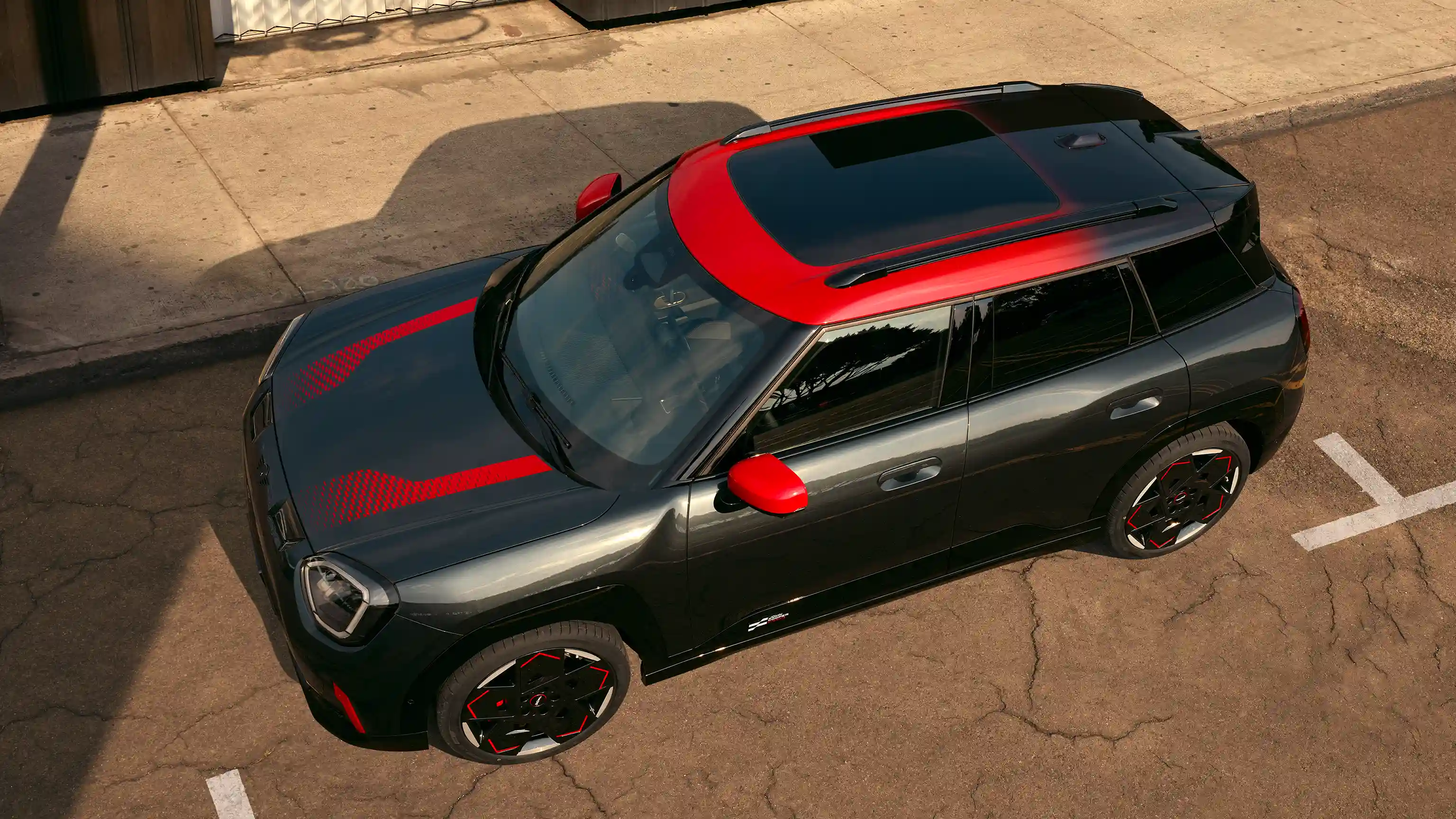 MINI John Cooper Works – J05 JCW kontrastikatto