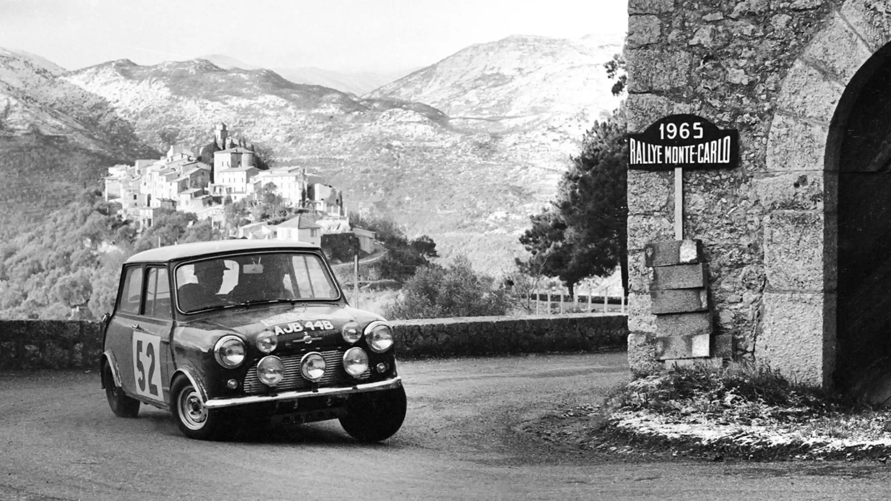 MINI John Cooper Works – Mini kilpailuissa