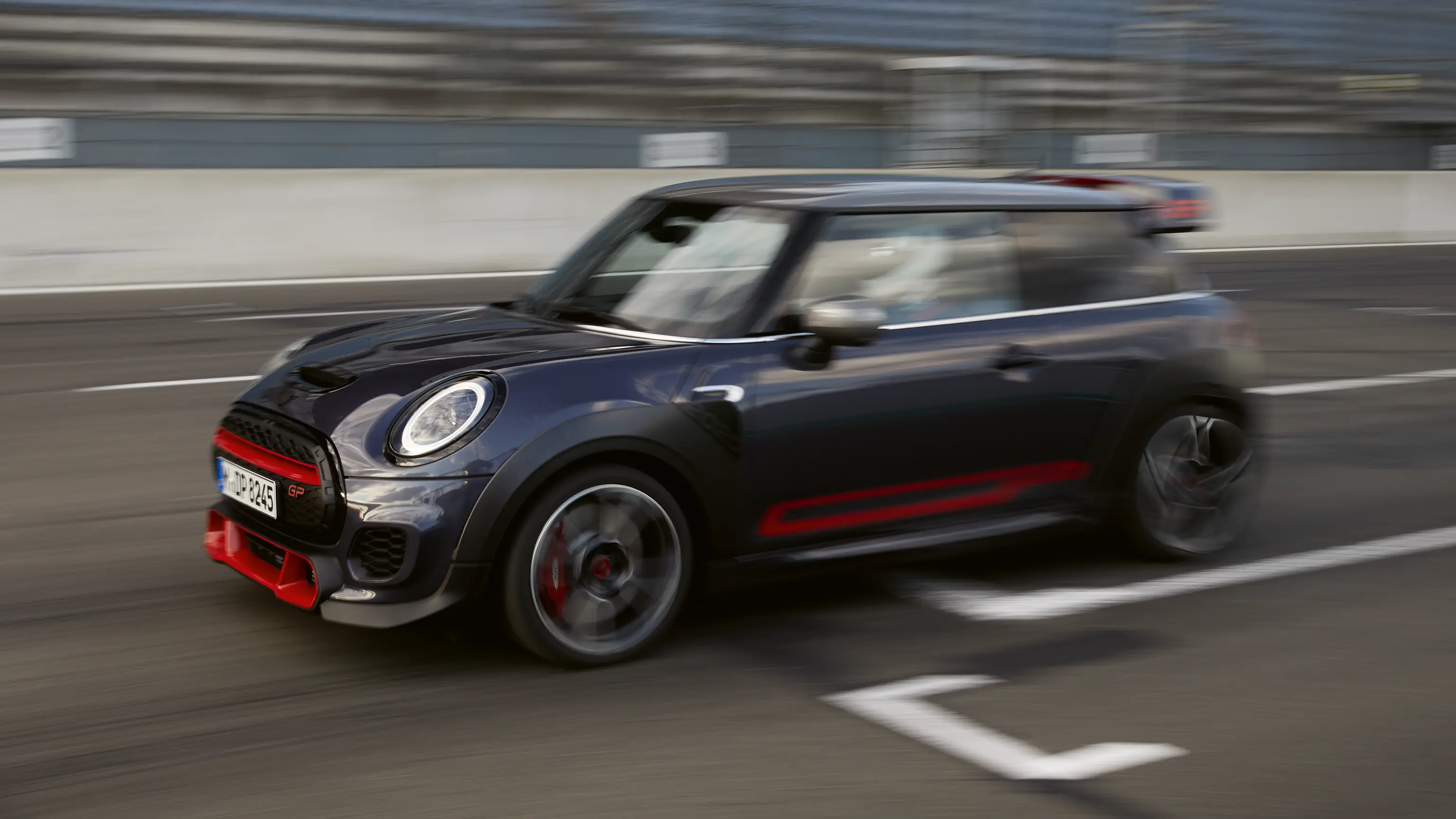 MINI John Cooper Works – MINI GP