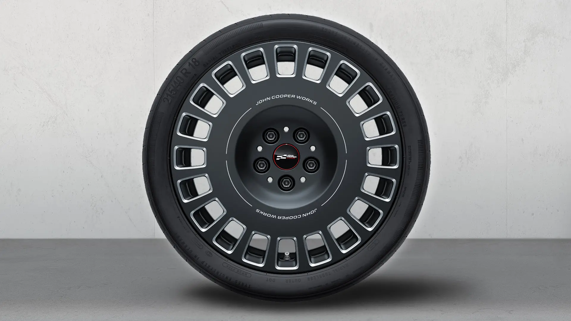 MINI JCW 18" Rallye Spoke 964 -vanne Frozen Midnight Grey -värityksellä ja timanttisorvatulla pintakäsittelyllä.