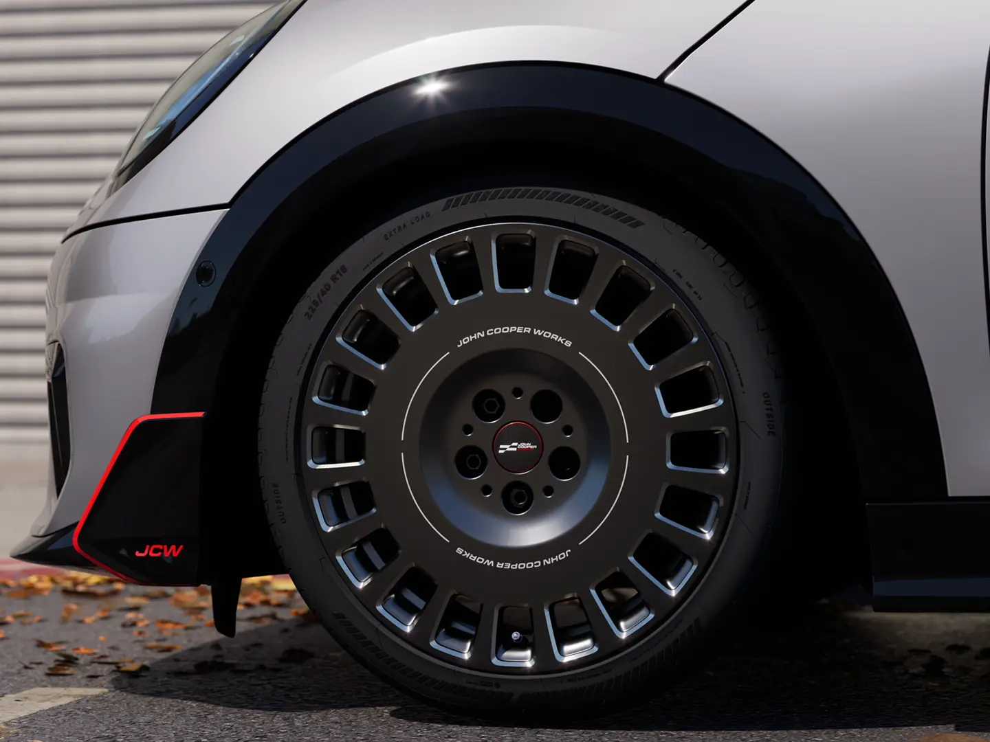 MINI John Cooper Works ‑kevytmetallivanne – hyväksytyillä, tähtimerkityillä renkailla. 