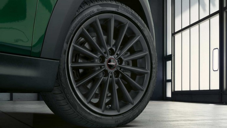 MINI After Sales - lisävarusteiden yleisnäkymä - puola vanteet
