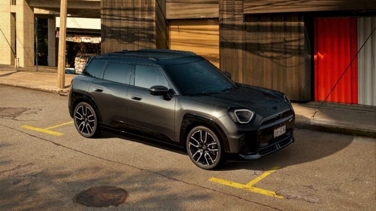 Täyssähköinen MINI Aceman