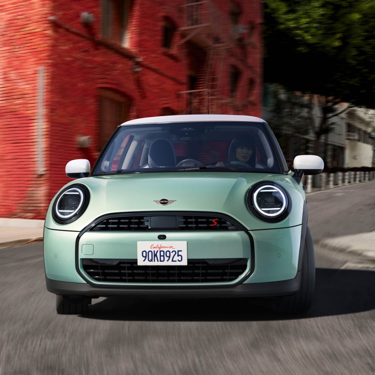MINI Cooper 3-ovinen – mosaiikki – ulkopuoli