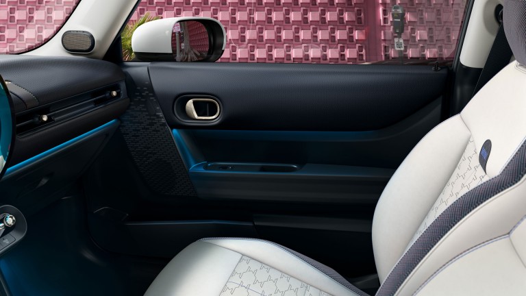 MINI Cooper 3-ovinen – mosaiikki – sisätilat
